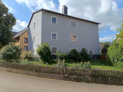 Ein bzw Zweifamilienhaus in Althornbach (Zweibrücken Land) - immoregio.de Makler