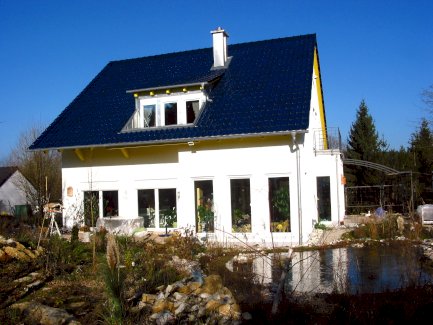 Einfamilienhaus . - immoregio.de Makler