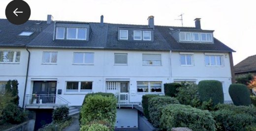 Schönes EF Reihenhaus mit 6 Zimmern in Toplage - immoregio.de Makler