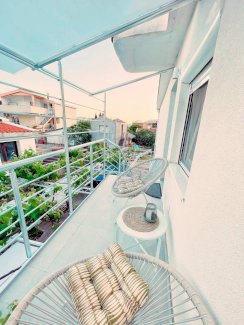 2 floor furnished house in Montenegro, Sutomore