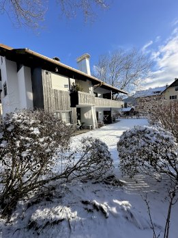 Sonnige Terrassenwohnung mit Gartenmitbenutzung in bester Lage von Garmisch-Partenkirchen