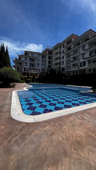 Luxuriöse 2-Zimmer-Wohnung im Esteban-Komplex, Ravda – mit Parkplatz und Pool'direkt vom Eice tü.mer