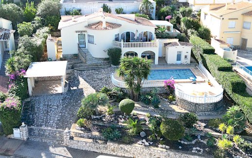 Hübsche und gepflegte 2 Schlafzimmer Villa mit Meerblick und Pool Rafol de Almunia 03789 - immoregio.de Makler