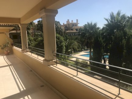 ***Wunderschöne Wohnung in Son Vida, direkt neben dem Golfplatz*** Palma de Mallorca 07001 - immoregio.de Makler