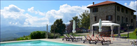 ***Schönes Bauernhaus in Collina*** Compiano 43053 - immoregio.de Makler