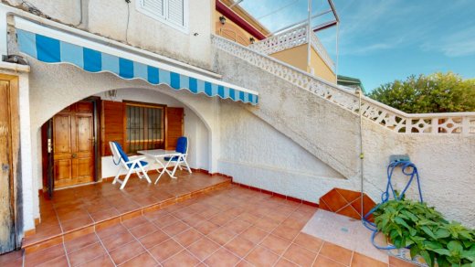 Hübsches Erdgeschoßapartment mit 2 Schlafzimmern Pilar de la Horadada 03190 - immoregio.de Makler