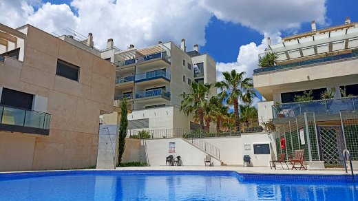 Appartements mit 3 Schlafzimmern,  2 Bädern, Vorinstallation Klimaanlage, Gemeinschaftspool und Fitnessraum Nähe Golfplatz Orihuela Costa 03189 - immoregio.de Makler