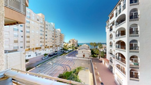Sehr geräumiges Apartment mit wunderschönem Meerblick im 3. Stock in der La Gran Via De La Manga, nur wenige Gehminuten vom Strand entfernt La Manga 30380 - immoregio.de Makler