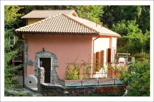 ***Schöne gepflegte Villa in Kampanien Pozzuoli, sucht neuen Eigentümer*** Pozzuoli 80078