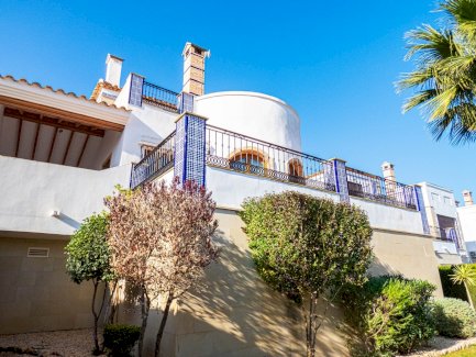 Attraktive Villa mit 3 Schlafzimmern am Golfplatz La Finca Golf and Spa Resort 03169