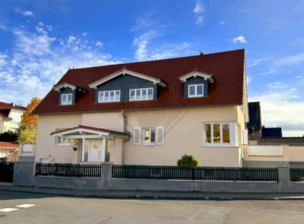 * Exklusives Einfamilienhaus mit 7 Zimmern und schönem Garten * Erzhausen 64390 - immoregio.de Makler