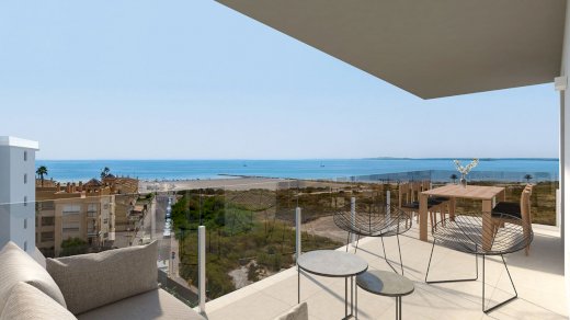 Appartements mit 3 Schlafzimmern, 2 Bädern, Vorinstallation Klimaanlage, Kfz-Stellplatz, Meerblick und Gemeinschaftspool nur 100 m vom Strand Santa Pola 03130 - immoregio.de Makler