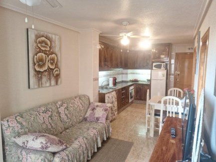 Exklusive und großzügige Villen mit 3 Schlafzimmern, 3 Bädern, Gäste-WC, Garage, großem Souterrain, Privatpool und Meerblick Finestrat 03509 - immoregio.de Makler