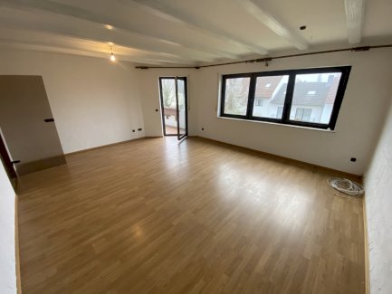 *Geräumige 4-Zimmer Wohnung in Haibach* Haibach 63808