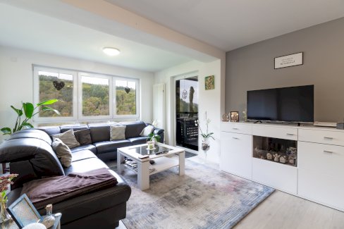 Erdgeschosswohnung mit herrlicher Weitsicht in Waldrach/ Ruwertal mit guter Stadtbusanbindung Waldrach 54320 - immoregio.de Makler